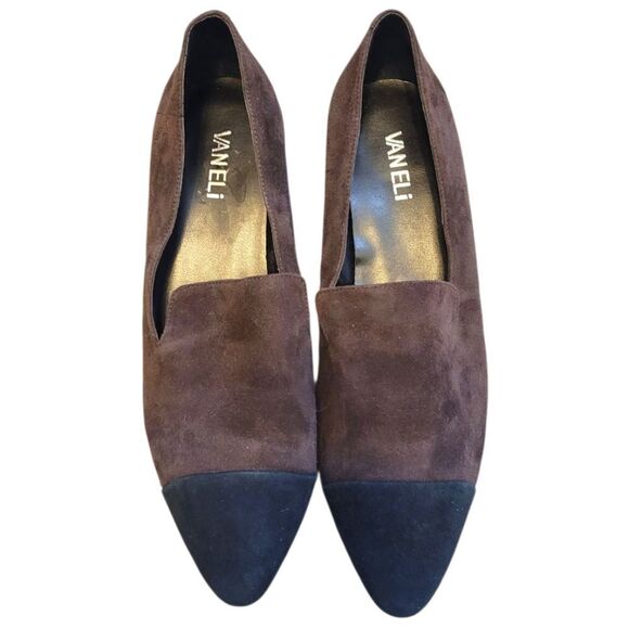 Vaneli Women's Chocolate Brown Black Pointed Toe Chain Detail Loafers Size 9.5 - Picture 2 of 7